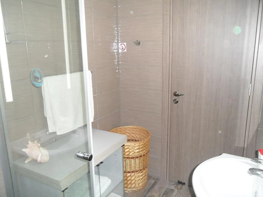 Sunshine Apts, Two Bedroom , Free Internet, No 3 Ayia Napa Apartament