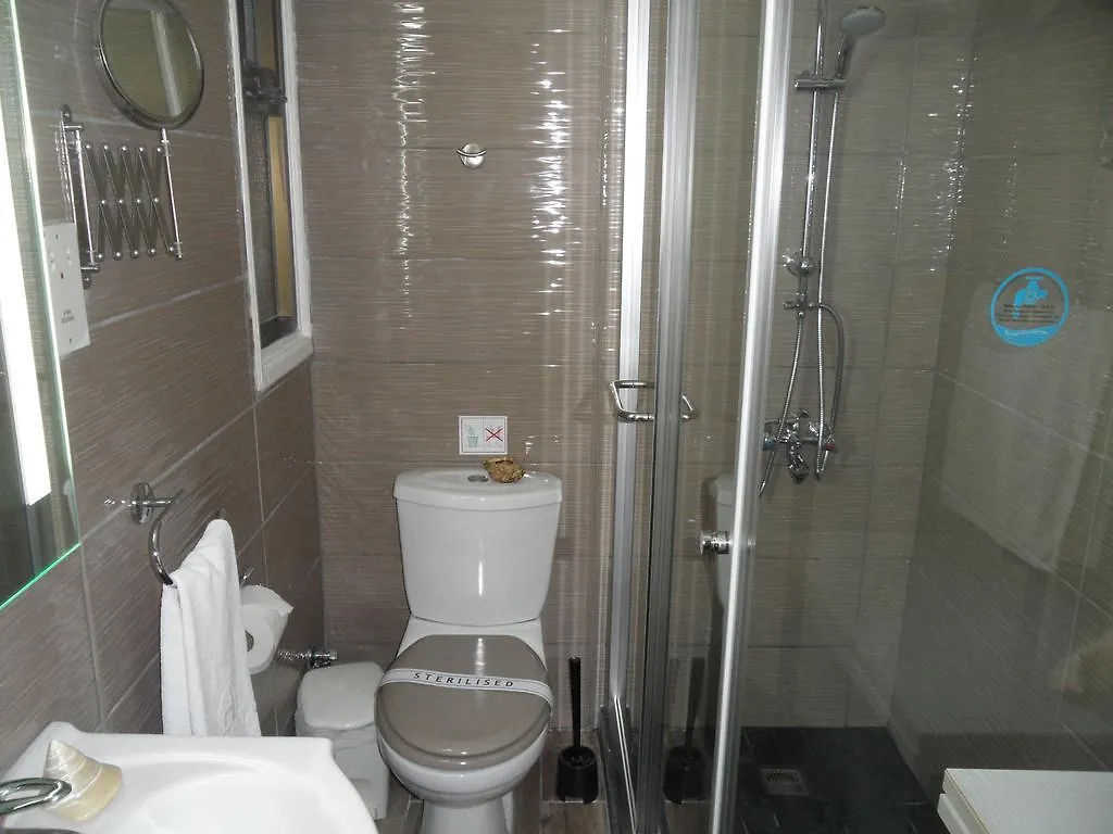 Sunshine Apts, Two Bedroom , Free Internet, No 3 Ayia Napa