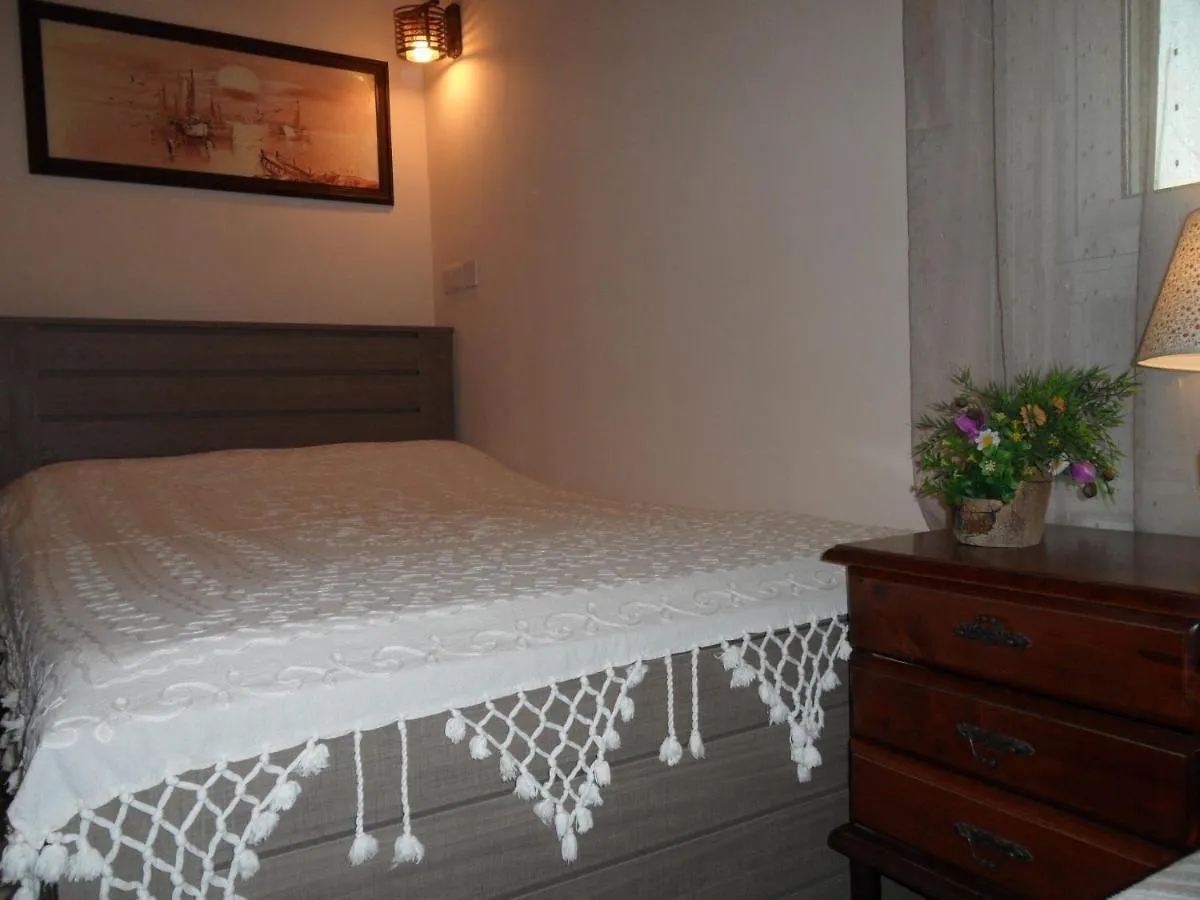 Sunshine Apts, Two Bedroom , Free Internet, No 3 Ayia Napa 0*,